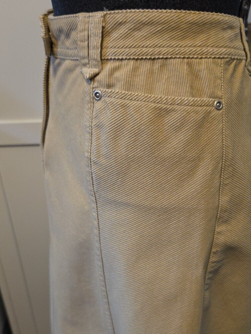 100% Cotton Neutral A-Line Skirt with Front Button - Picture 3 of 13